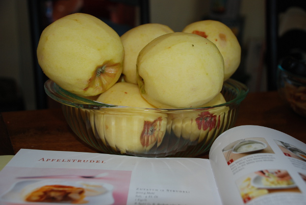 peeled Braeburn apples