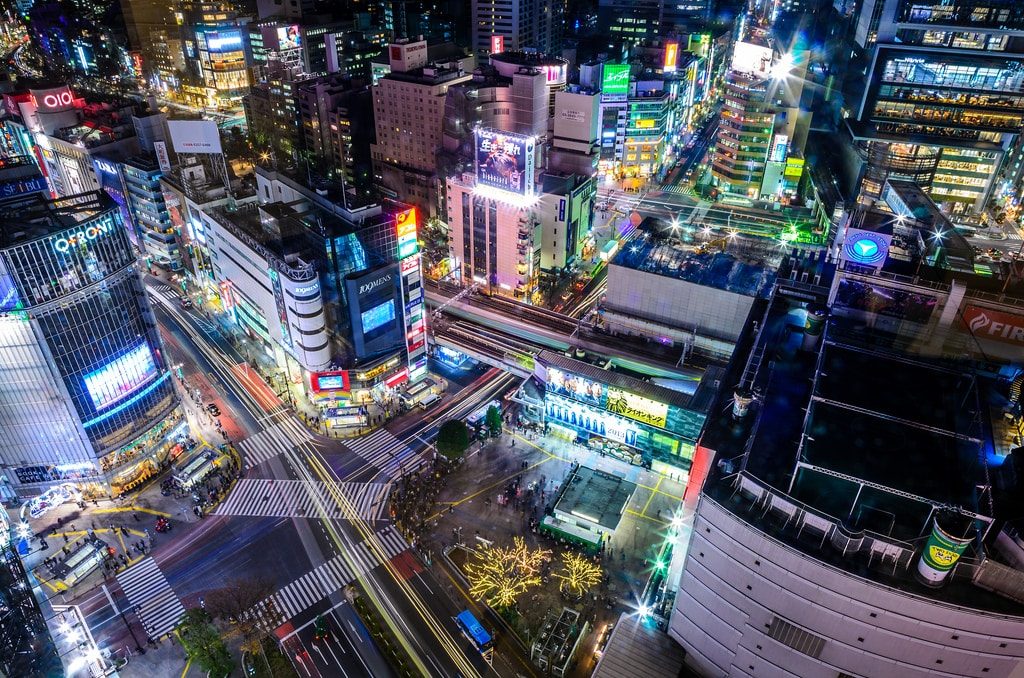 shibuya crossing tokyo japan must see