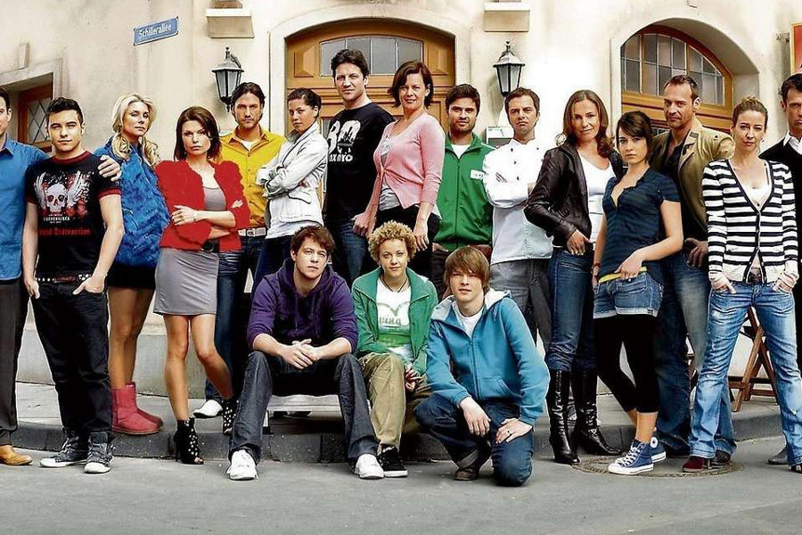 Long-running Unter uns is a German TV soap.