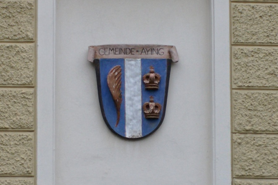 The Aying community crest.