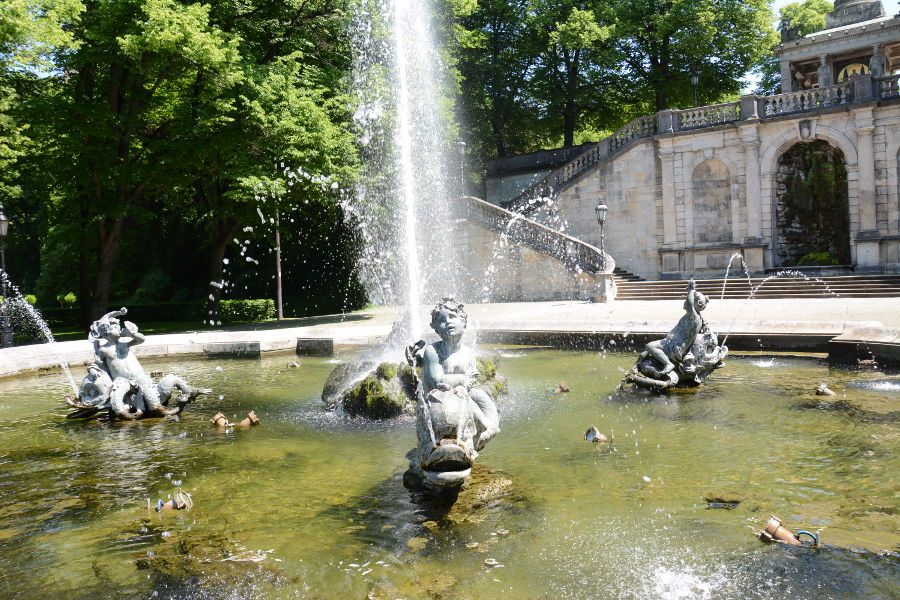 The Putti Fountain at the Friedensengel in Munich.