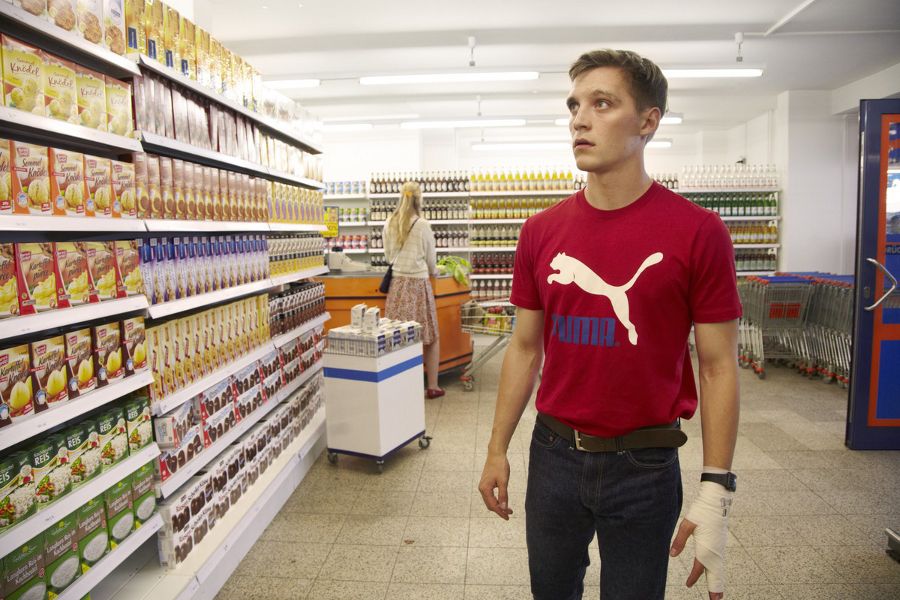 Practice German with the film Deutschland 83 starring actor Jonas Nay.