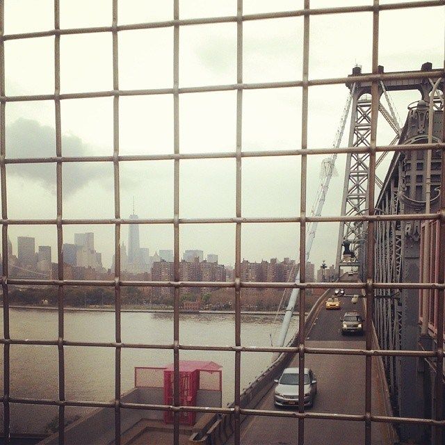 Walking the Williamsburg Bridge is one of the great free things to do in New York City.