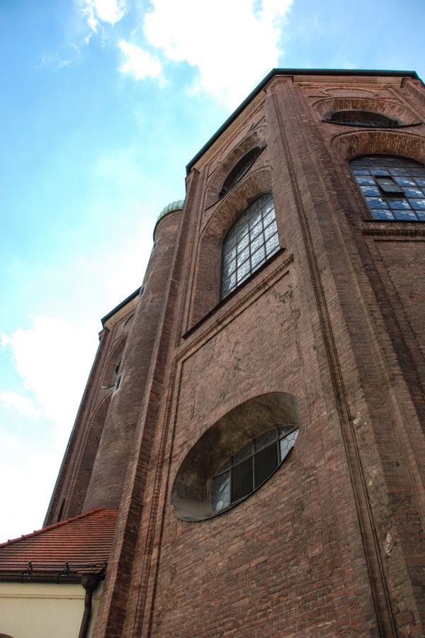 Looking up at the exterior of Alter Peter in Munich, Germany.