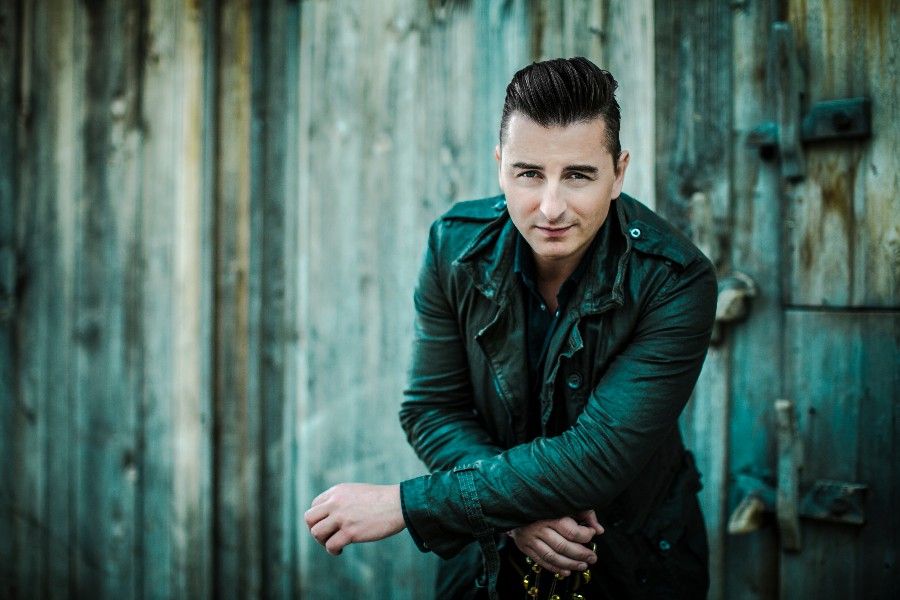 Learn German with the music of Austrian folk musician Andreas Gabalier!