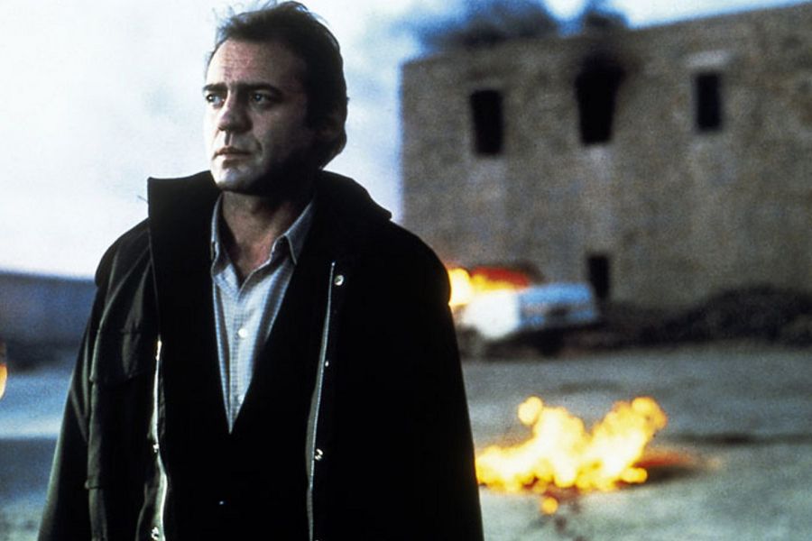 Learn German with the film Die Fälschung (Circle of Deceit) starring Bruno Ganz.