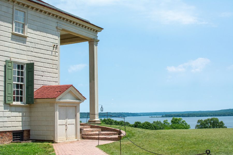 A view of the Potomac River from the back of Mount Vernon.