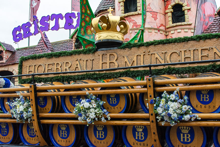 Hofbräu beer kegs are pulled into the Munich Wiesn for the opening parade at Frühlingsfest.