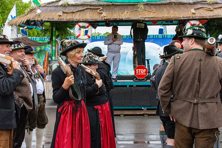 A local shooting club parades onto the Wiesn for Munich Frühlingsfest.