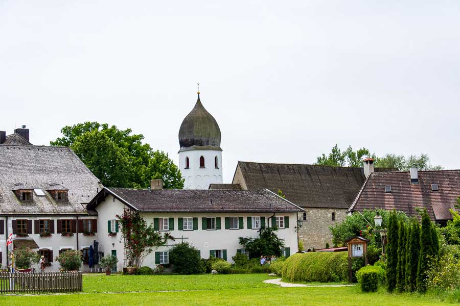 A collection of buildings in the small Bavarian island town of Fraueninsel.