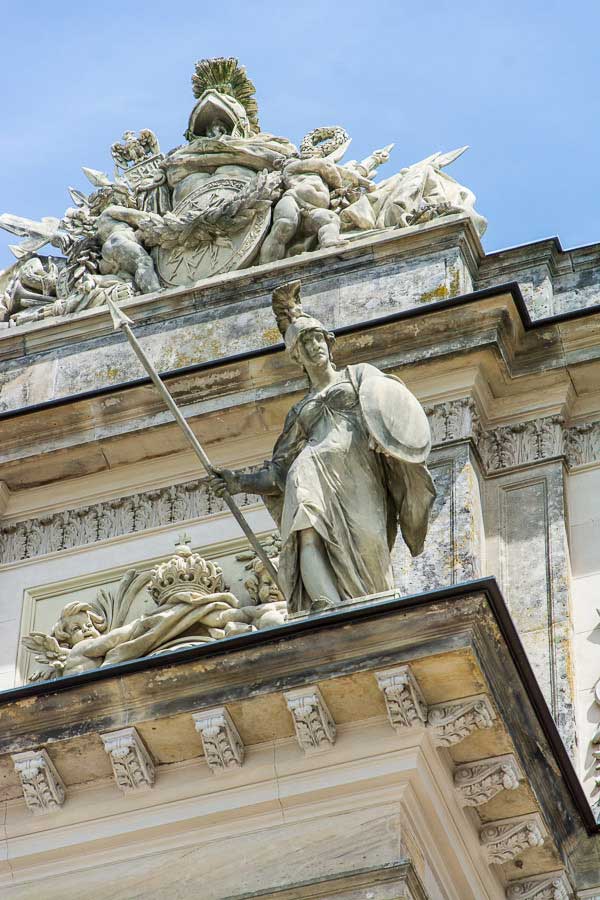 Close up of a sculpture along the top of the Herrenchiemsee New Palace.