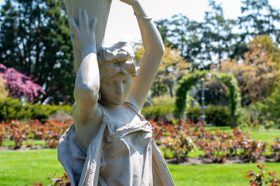 A statue at Hershey Gardens.