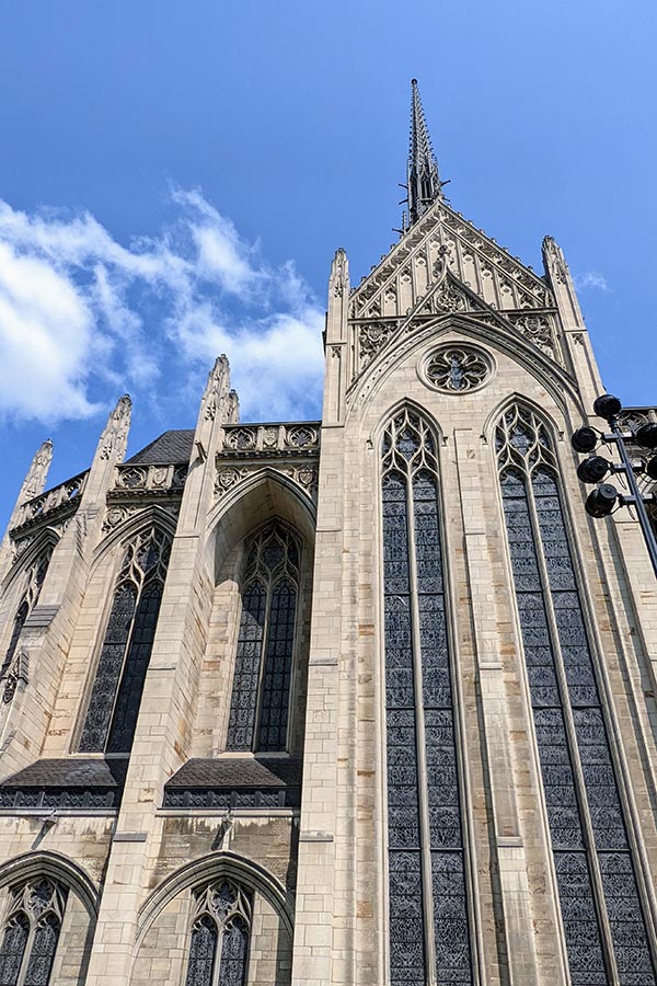 The Heinz Memorial Chapel stuns with remarkable architecture.