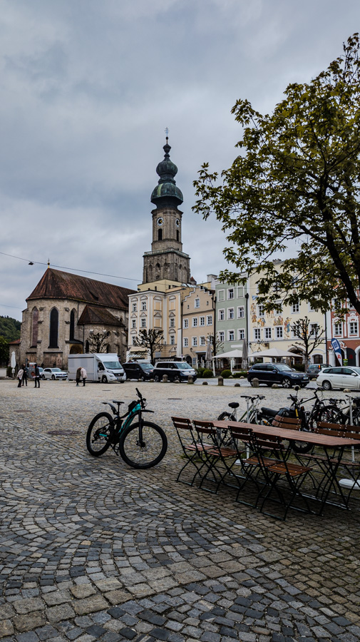 The center of the Burghausen Altstadt.