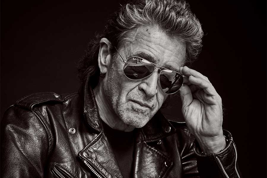 Learn German with the music of Peter Maffay!